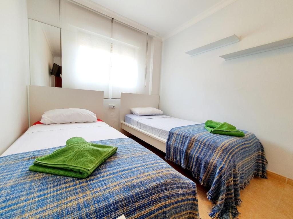 Homestay Low cost Rooms Torreblanca, Fuengirola, Spain ...