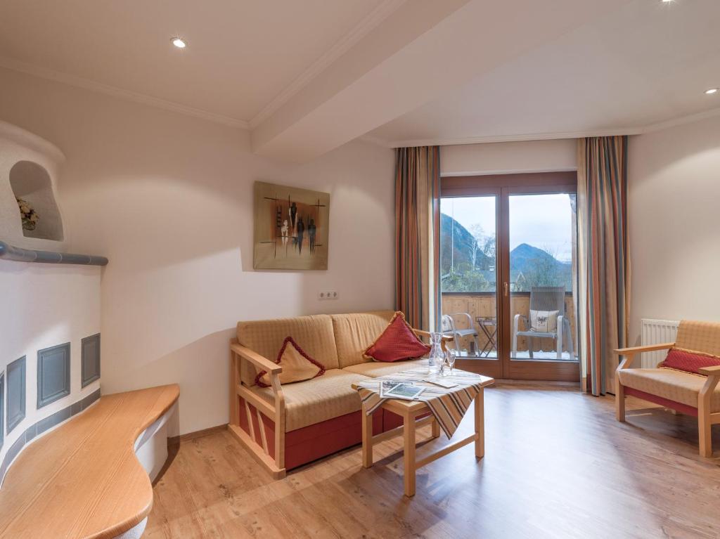 Posezení v ubytování Hotel Gasthof Felsenkeller