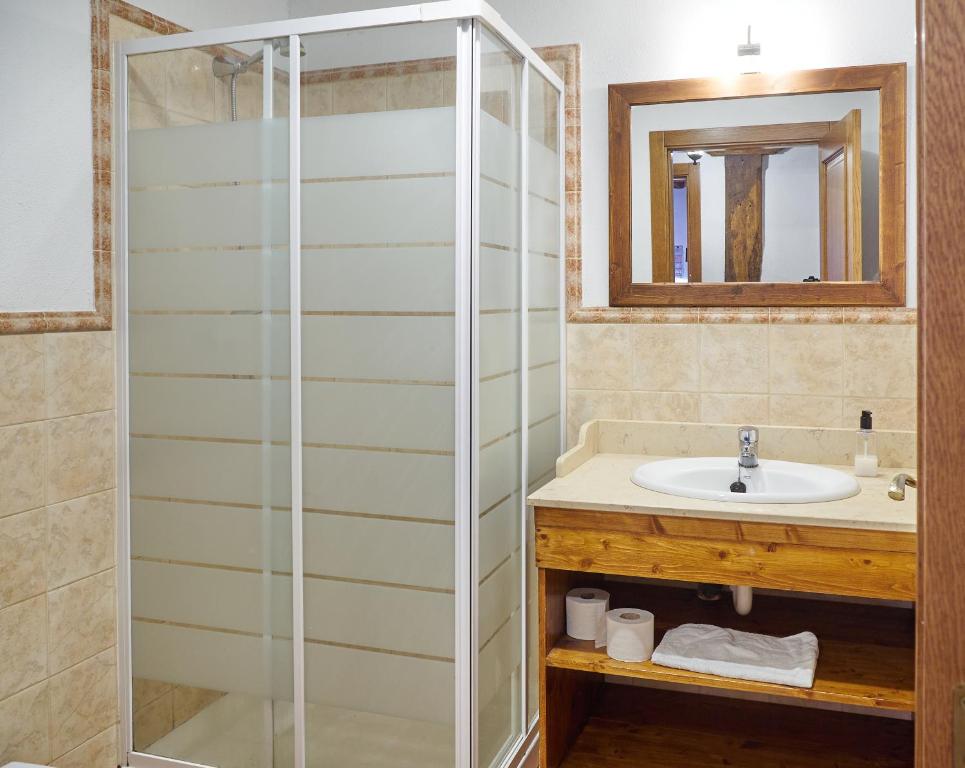 Koupelna v ubytování Casa Rural Borda Lenco