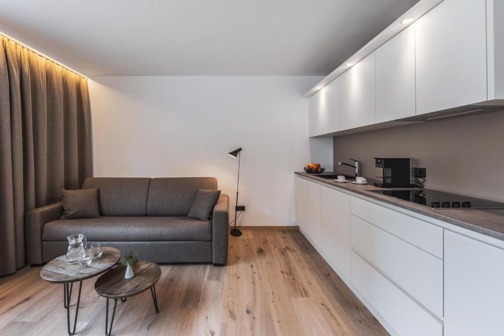 Maraias - Luxury Suites & Apartments - Apartment With Balcony