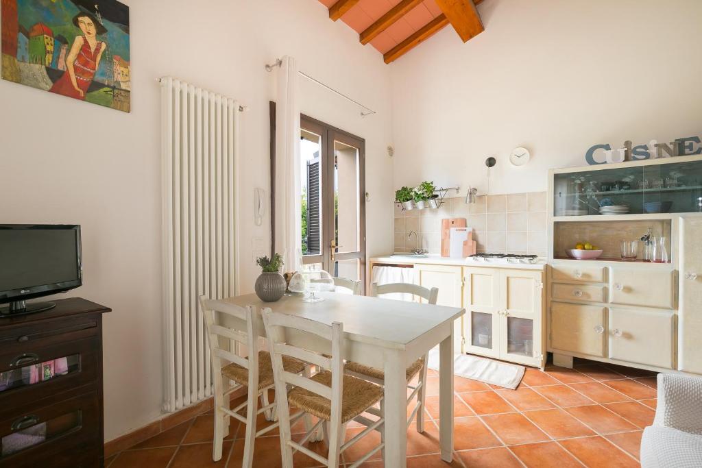 Kuchyň nebo kuchyňský kout v ubytování Casina di Dario - Pet Friendly