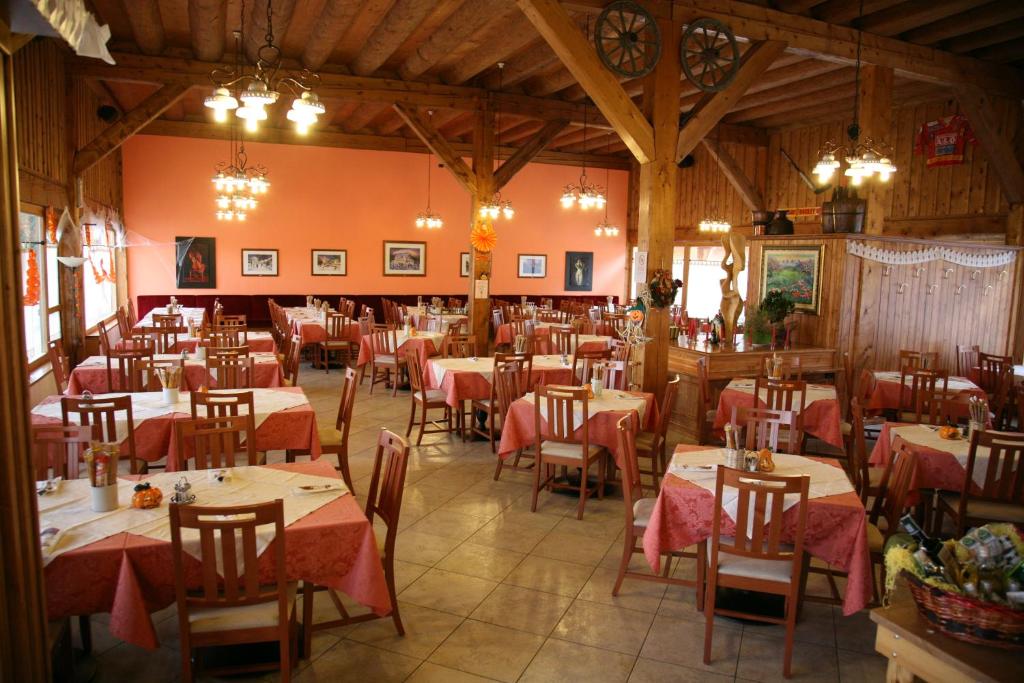 Restaurace v ubytování Albergo Rendola