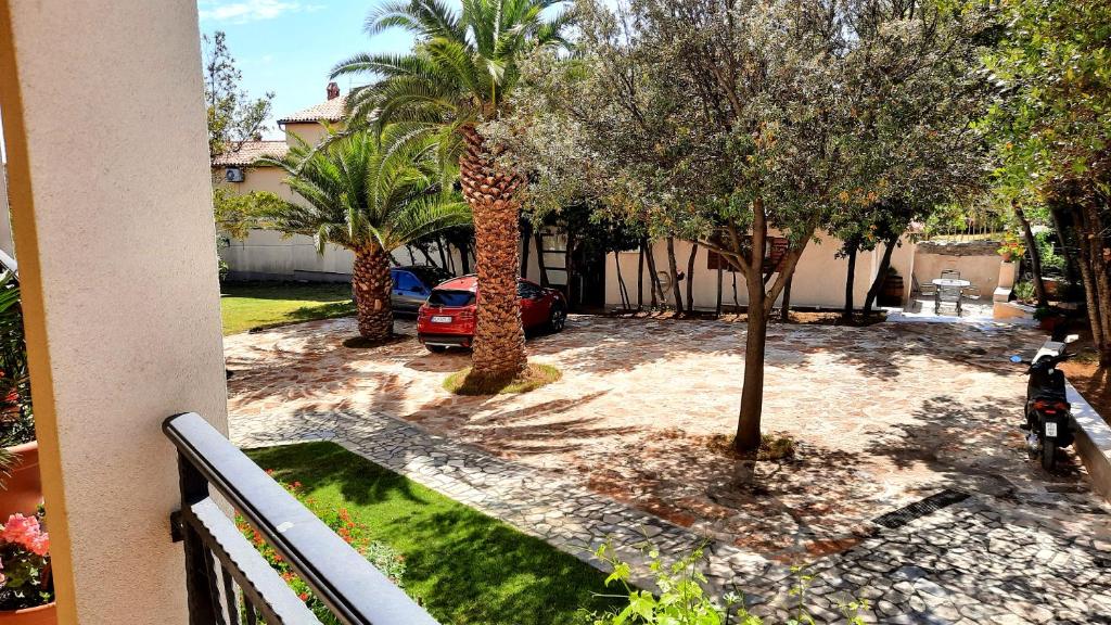 Zahrada ubytování Apartments Grbin