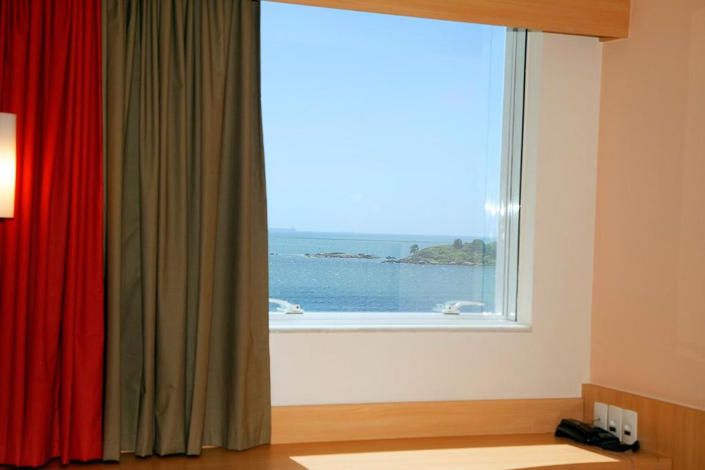  ibis Vitoria Praia de Camburi
