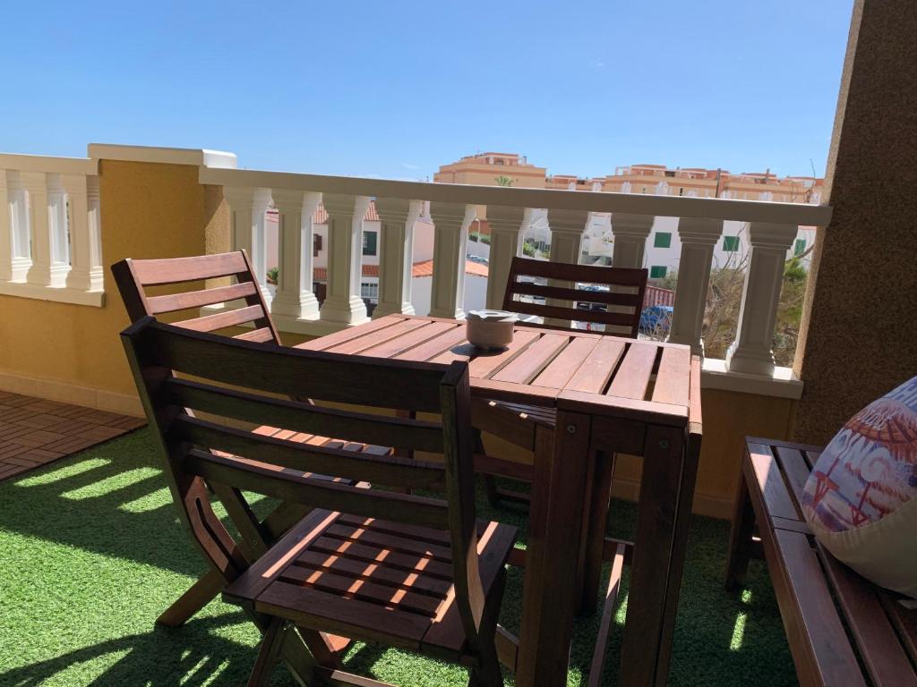 A balcony or terrace at Maria Perla Medano