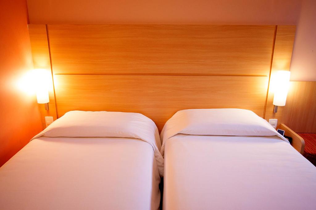  ibis Vitoria Praia de Camburi