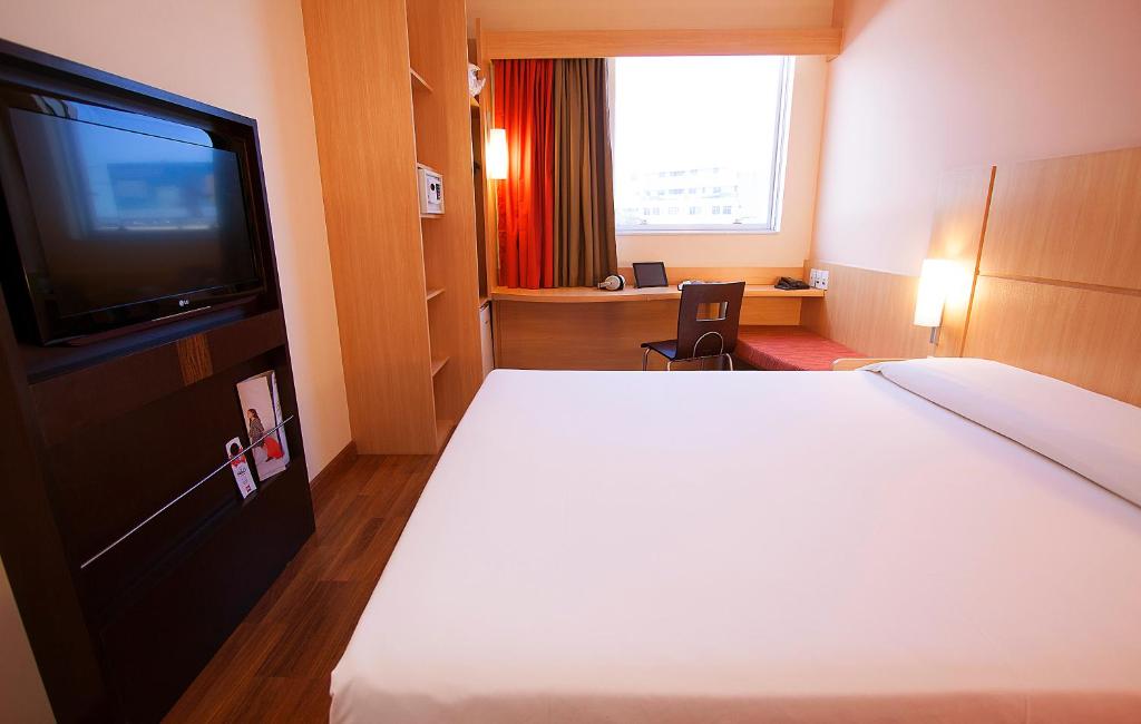  ibis Vitoria Praia de Camburi