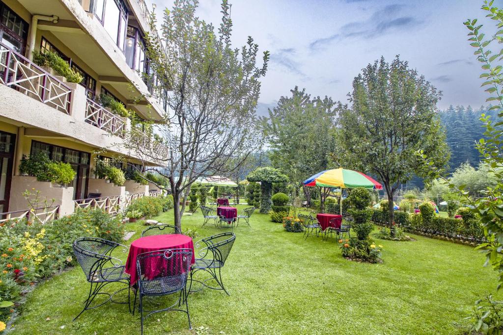 Zahrada ubytování Snow Valley Resorts & Spa Manali