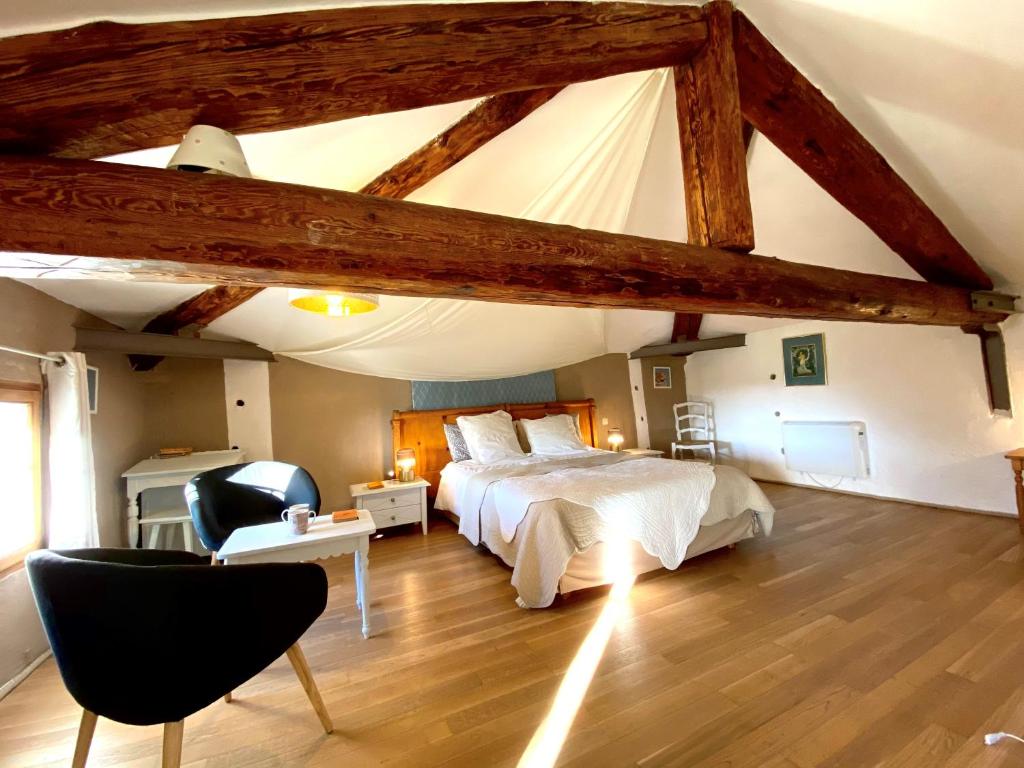 Le Mas de la Soie - Chambre Double Avec Vue Sur Piscine