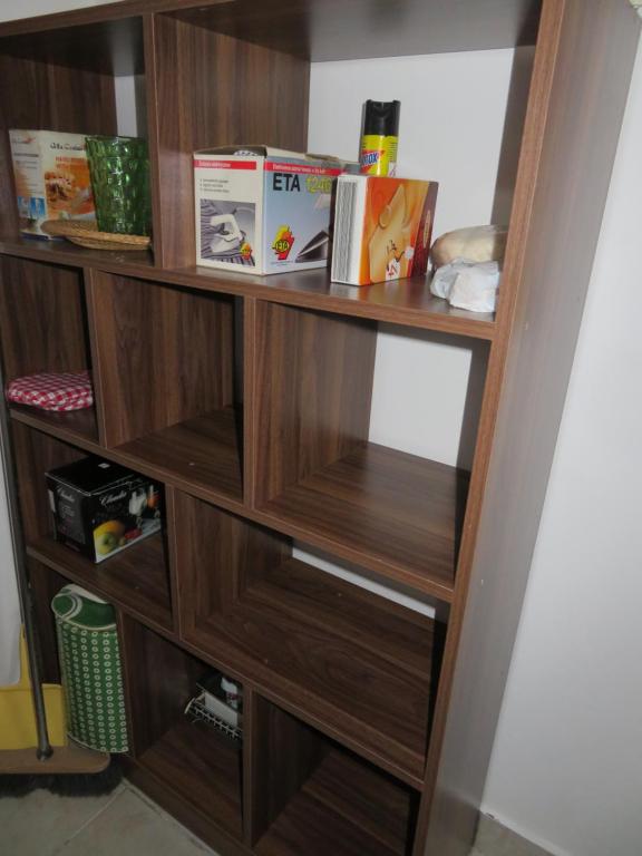 Knihovna v apartmánu
