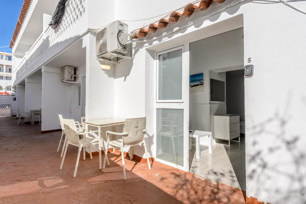 Booking.com: Apartamento Estudio para 2 personas , Es Canar ...