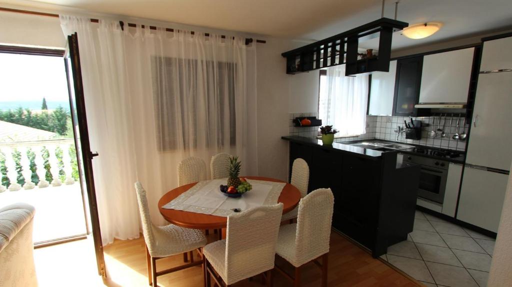 Kuchyň nebo kuchyňský kout v ubytování Apartment Turkalj