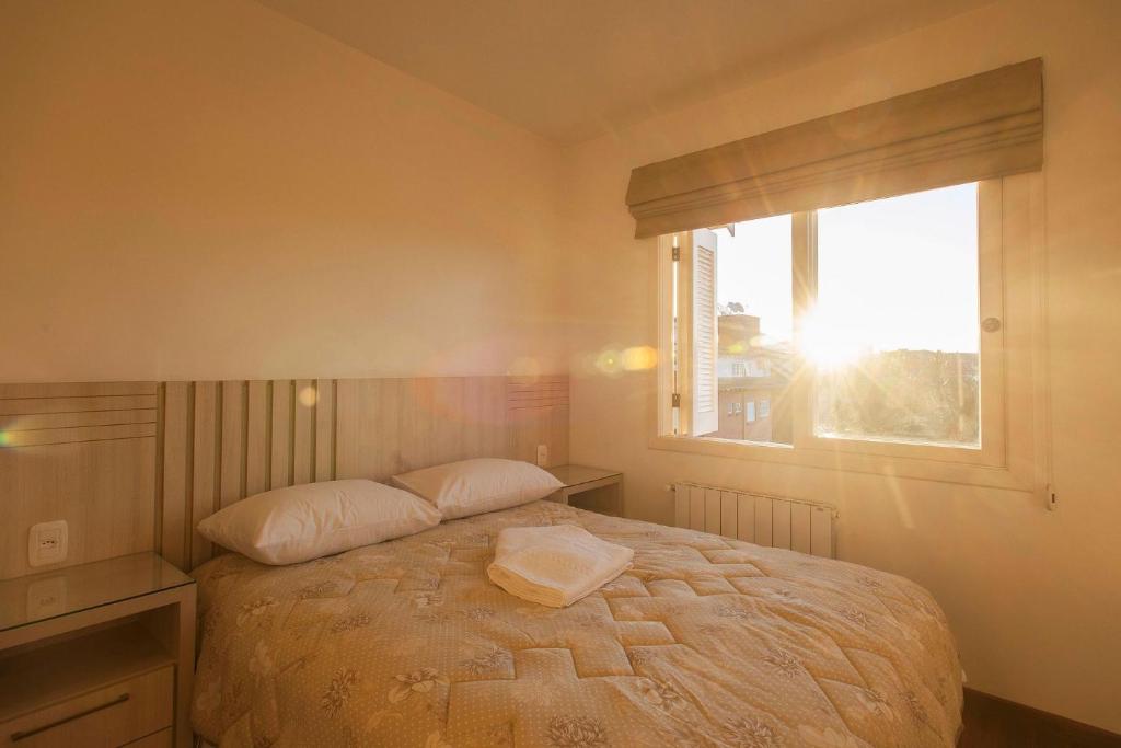  Apartamento completo com 2 quartos no centro de Canela