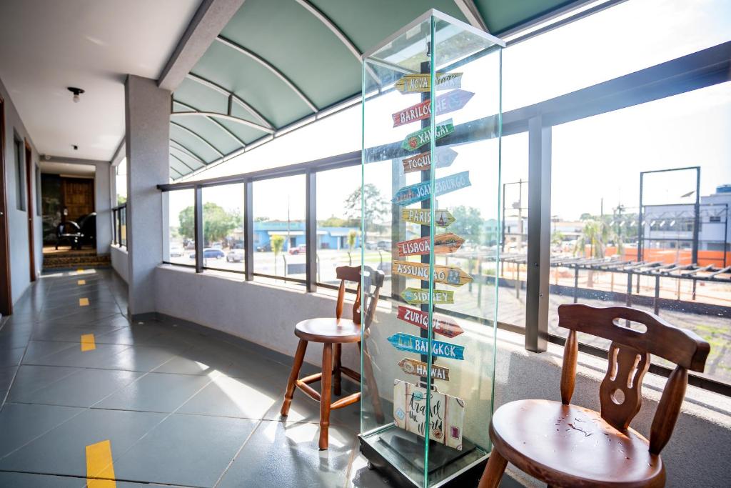  Shelter Hostel e Pousada