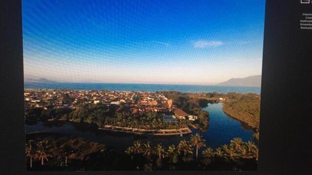  Casa na Praia em Condomínio Lazer Completo