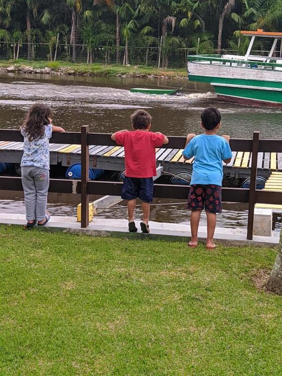  Casa na Praia em Condomínio Lazer Completo