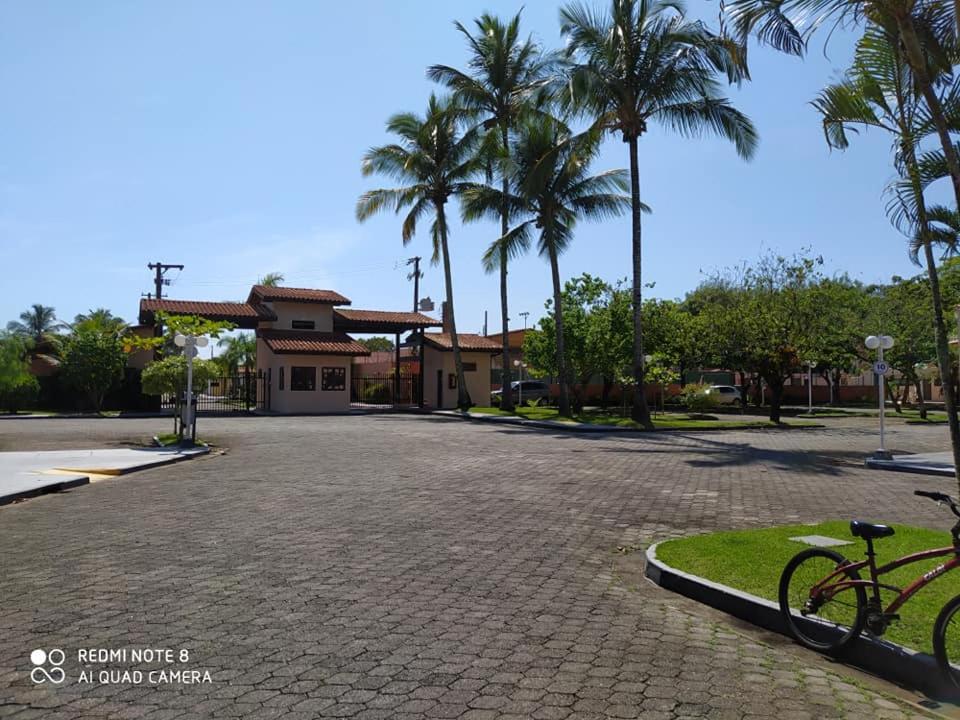  Casa na Praia em Condomínio Lazer Completo