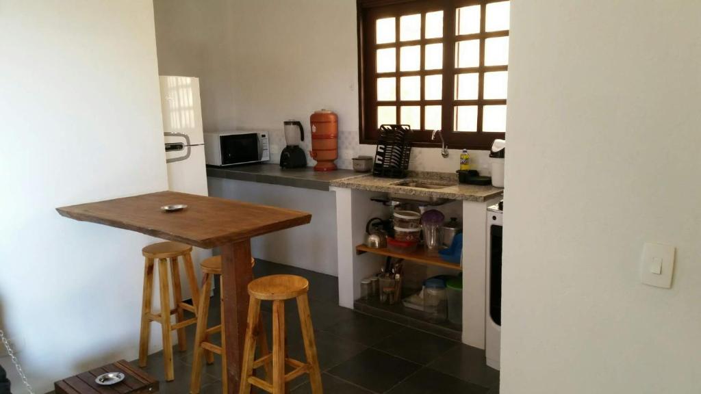  CHALÉ ACONCHEGANTE NO LITORAL NORTE DE SÃO PAULO. ILHABELA