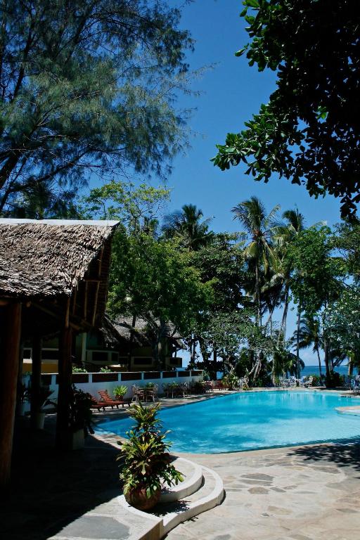 Bazén v ubytování Plaza Beach Hotel nebo v jeho okolí