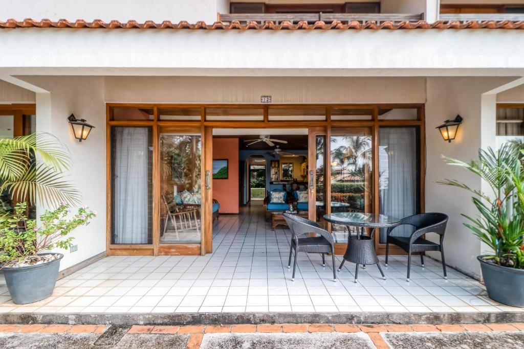 Patio nebo venkovní prostory v ubytování Flamingo Villa #12