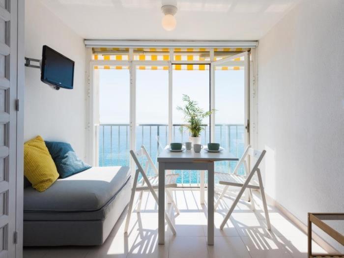 Posedenie v ubytovaní VILLAS COSETTE - Apartamento Beach Palace cb10