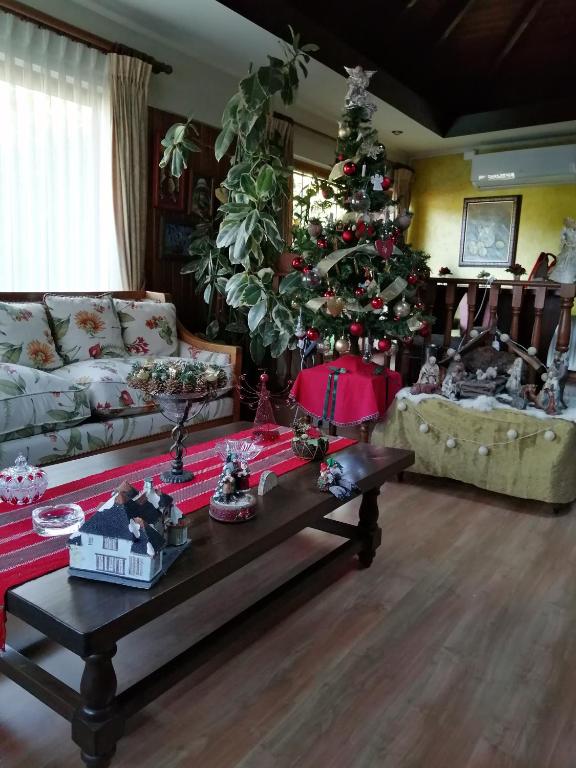 Ruang duduk di Posada Selva Negra