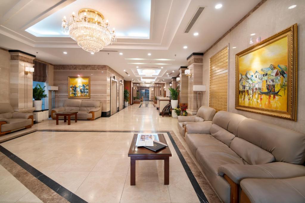 Posezení v ubytování Hanoi Larosa Hotel