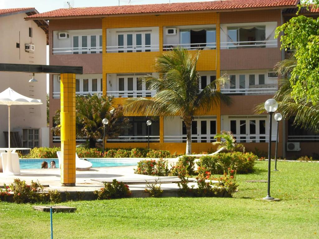  Van Cartier Beach