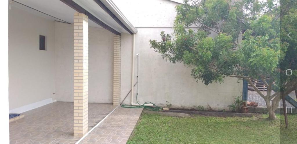  Casa Grande com amplo terreno em Imbé