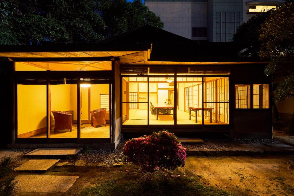 Budova, kde se ryokan nachází