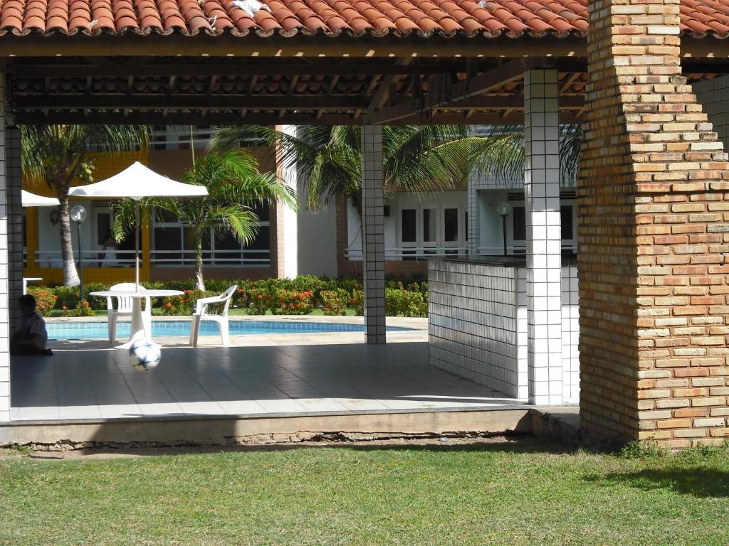  Van Cartier Beach