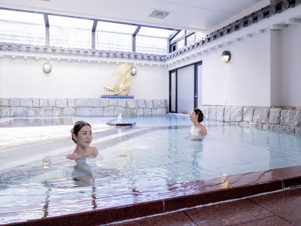 Hosté ubytování Awara Grand Hotel