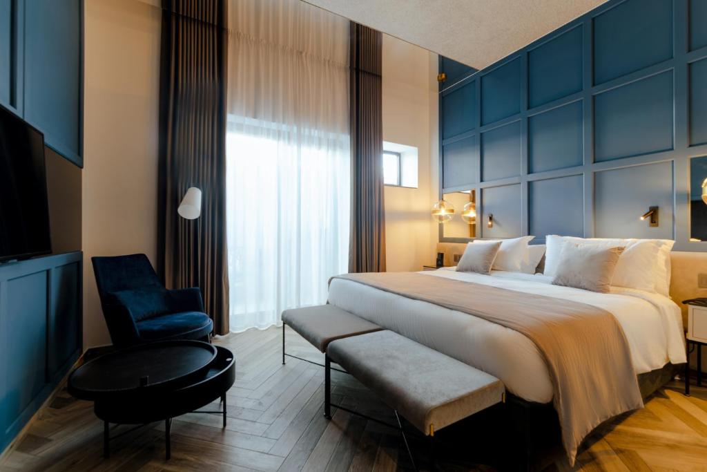 The Embassy Valletta Hotel - 10