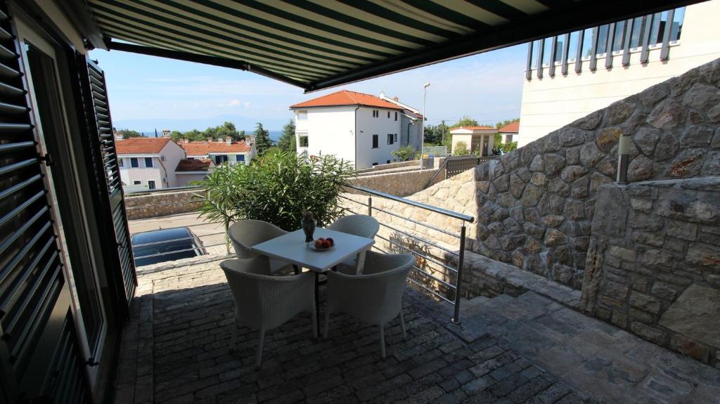 Balkón nebo terasa v ubytování Apartments Adria