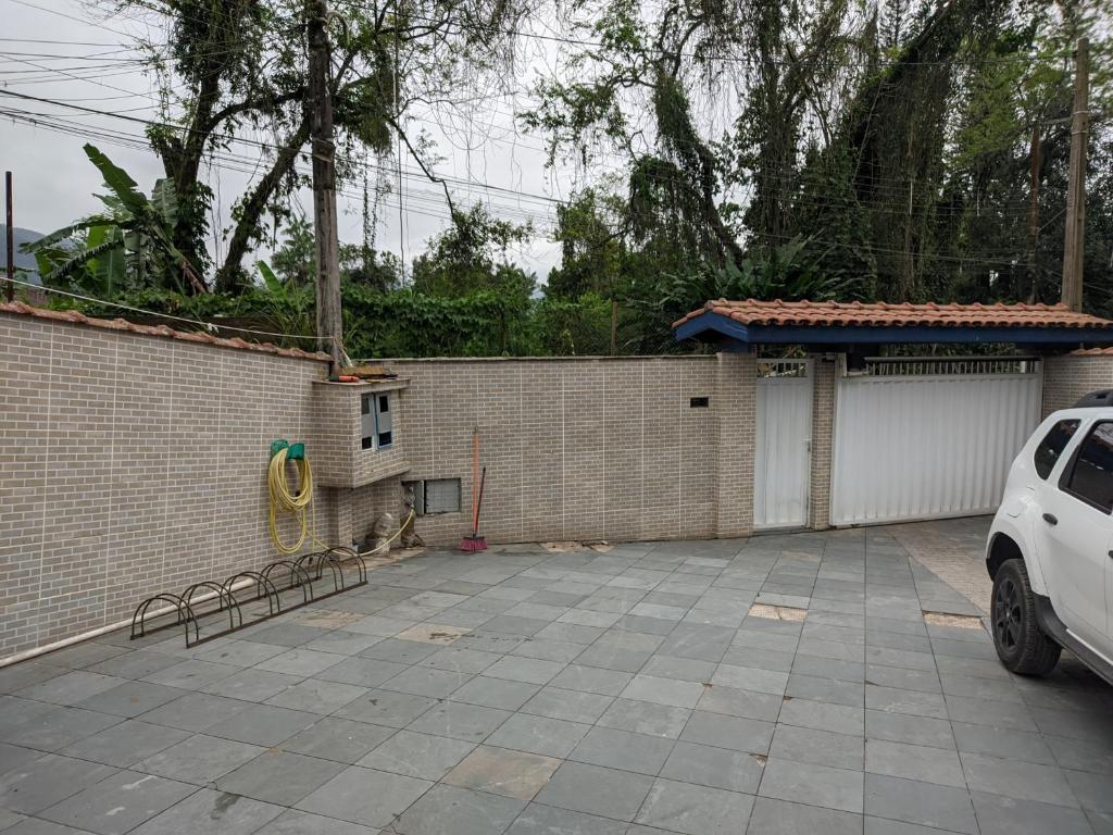  Casa pra temporada até 10 pessoas em Ubatuba