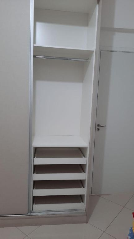  Cobertura Duplex com Hidromassagem ao ar livre para 8 pessoas.