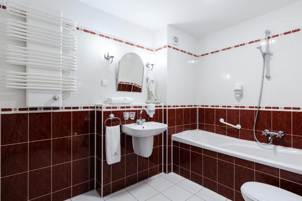 Kúpeľňa v ubytovaní Interferie Sport Hotel Bornit
