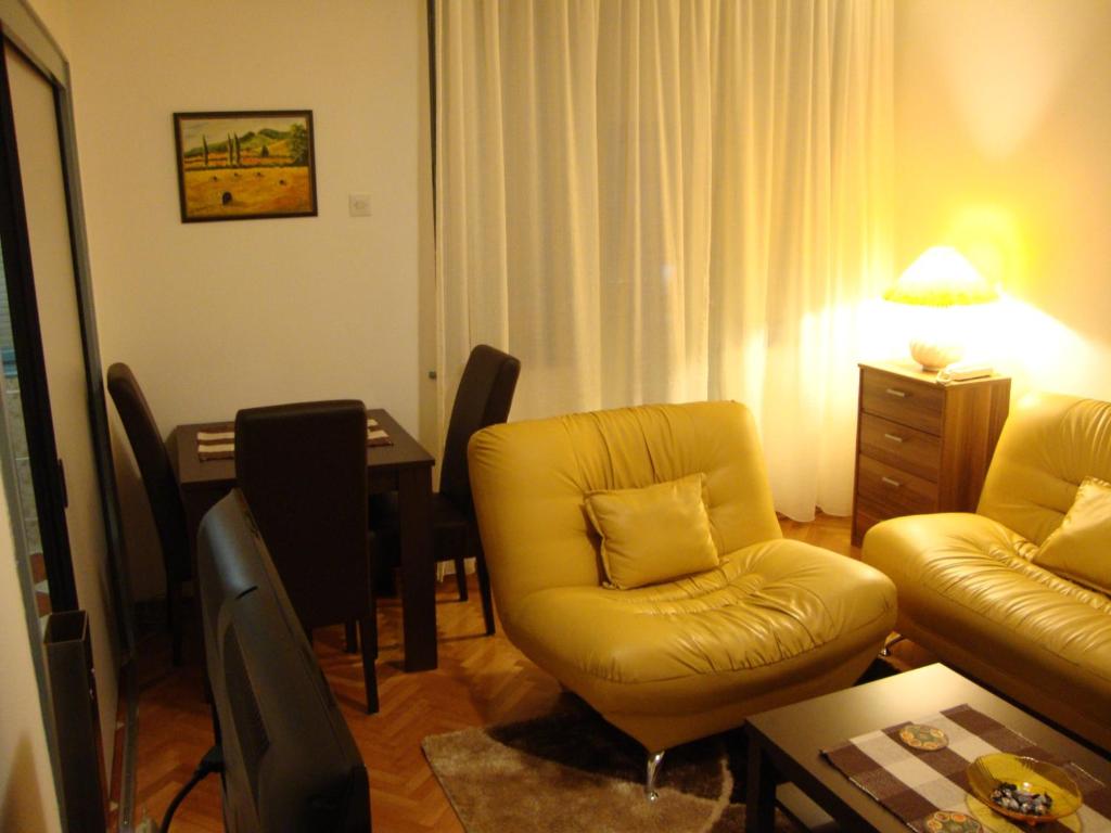 Centre Point Apartment - 2