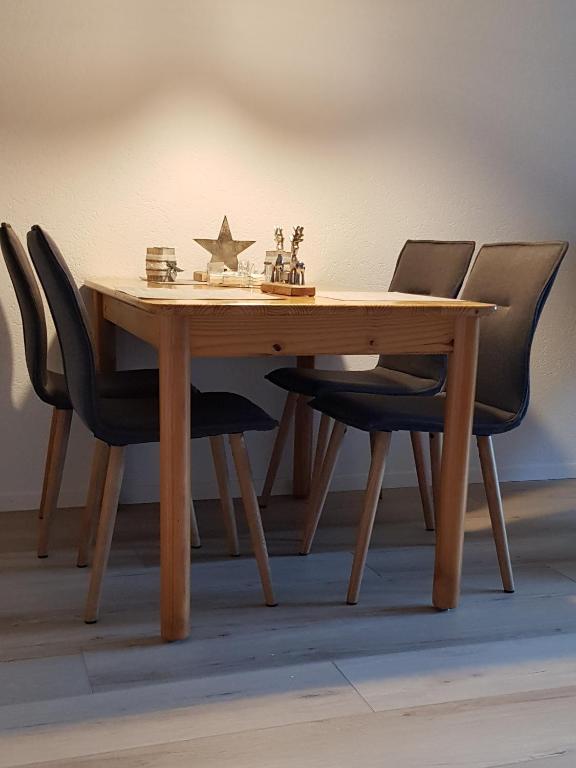 Fotografie z fotogalerie ubytování Modernes Wohlfühlstudio im Haus Eldorado mit Traumaussicht v destinaci Leukerbad
