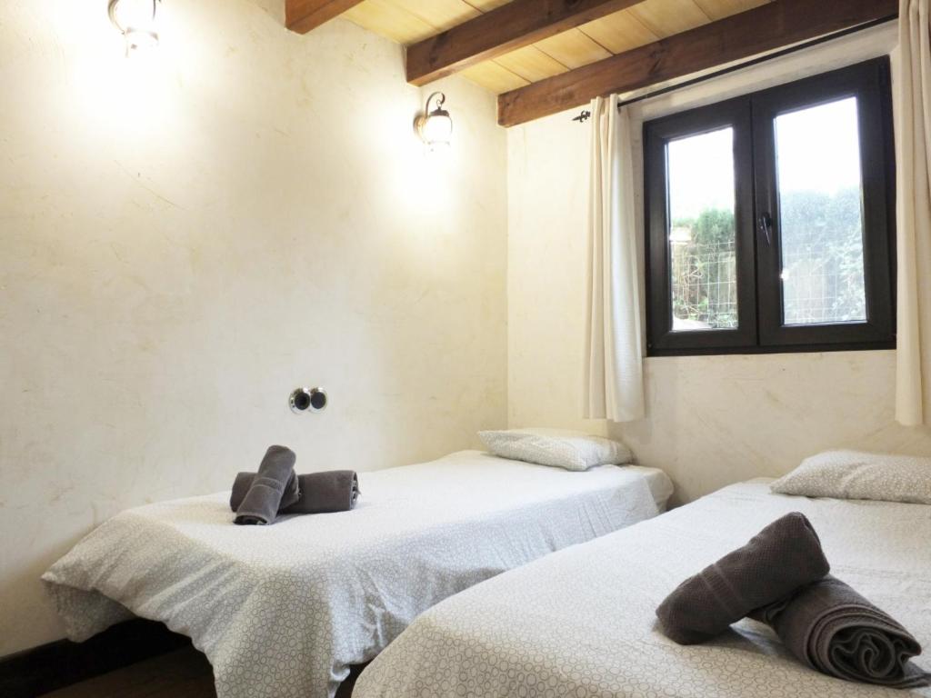 Posteľ alebo postele v izbe v ubytovaní Villa Tranquila a charming 4bedroom villa with air-conditioning & private swimming pool