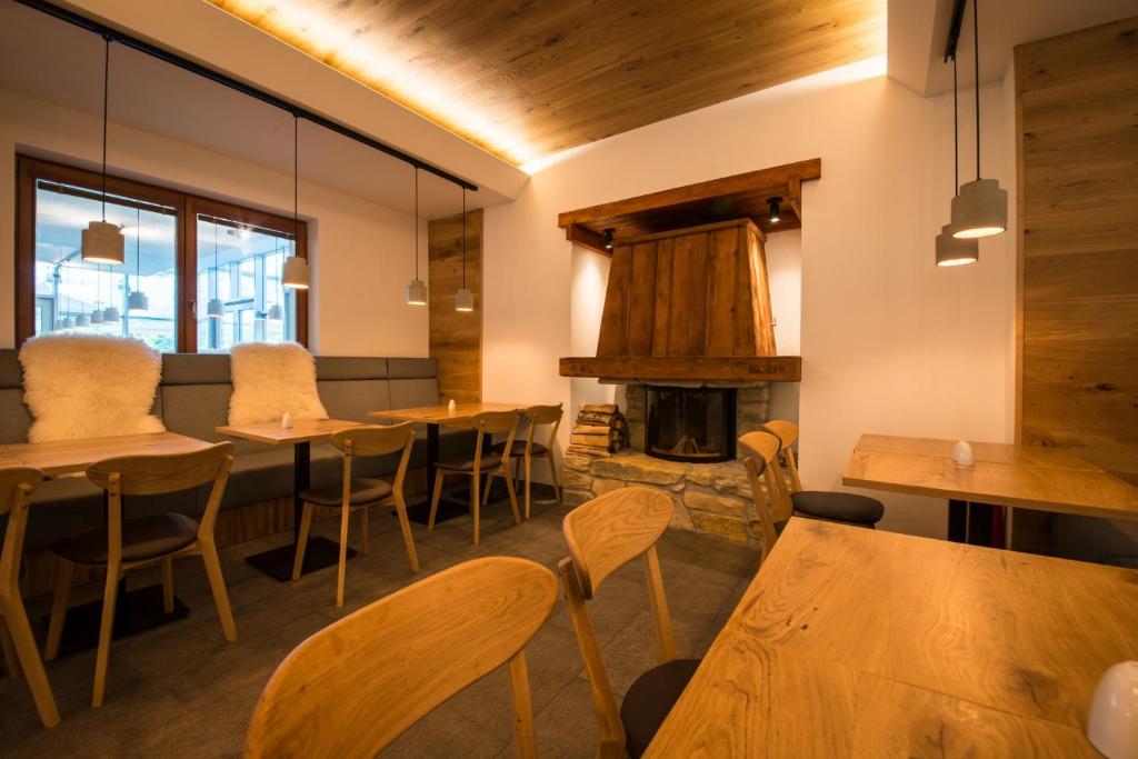 Ein Sitzbereich in der Unterkunft Resort Orsino