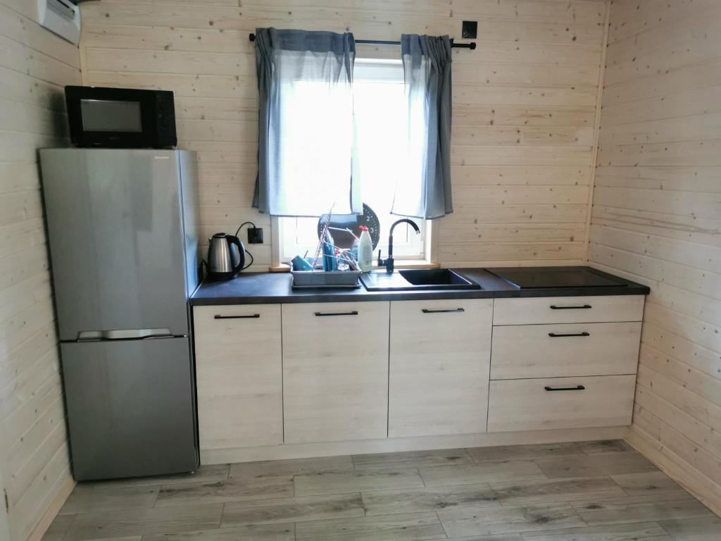 Kuchyňa alebo kuchynka v ubytovaní Ostoja Stacze