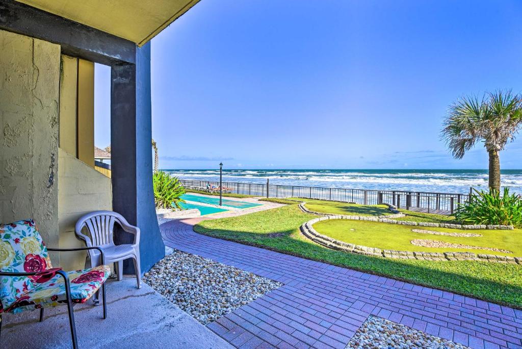 Oceanfront Resort Condo Steps to Daytona Beach!