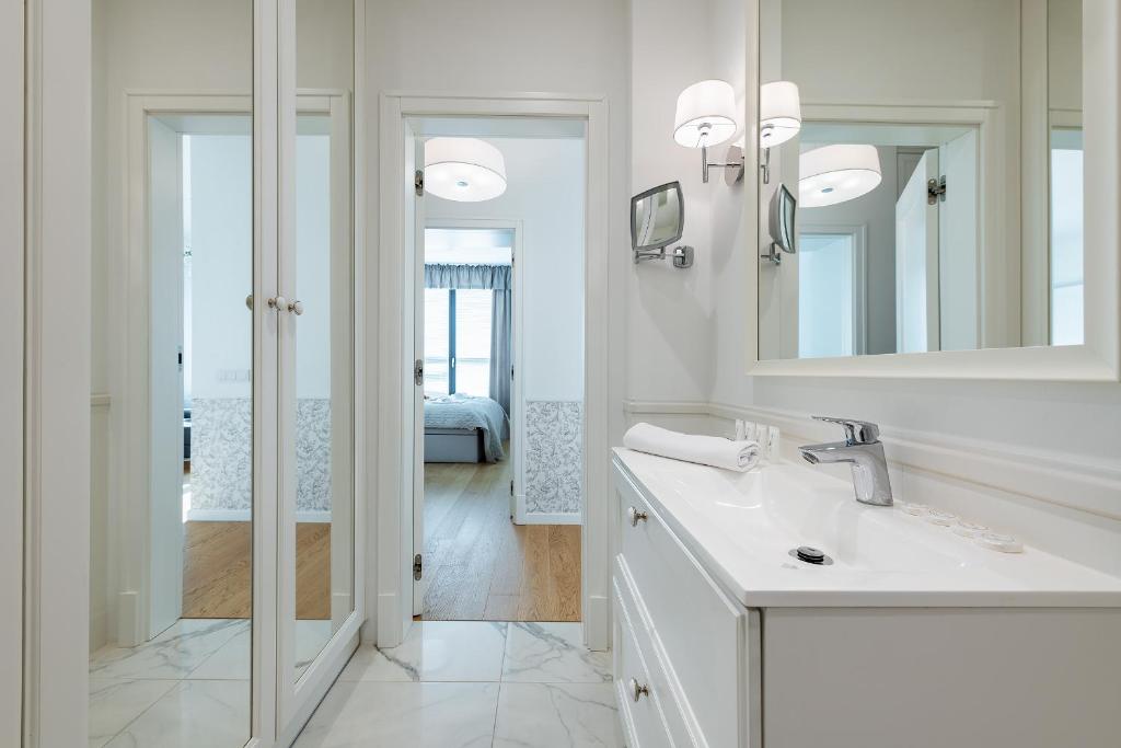 Kúpeľňa v ubytovaní Szczesliwice Ochota P&O Serviced Apartments