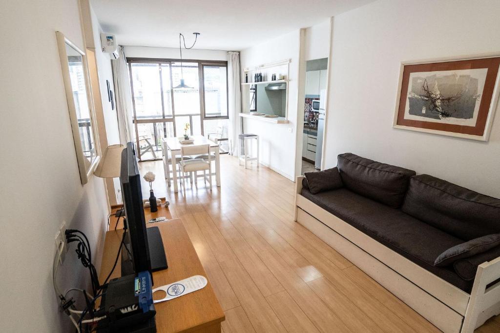  Mc Flats Monsieur Le Blond