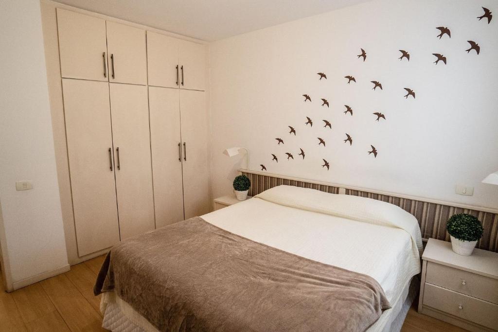  Mc Flats Monsieur Le Blond