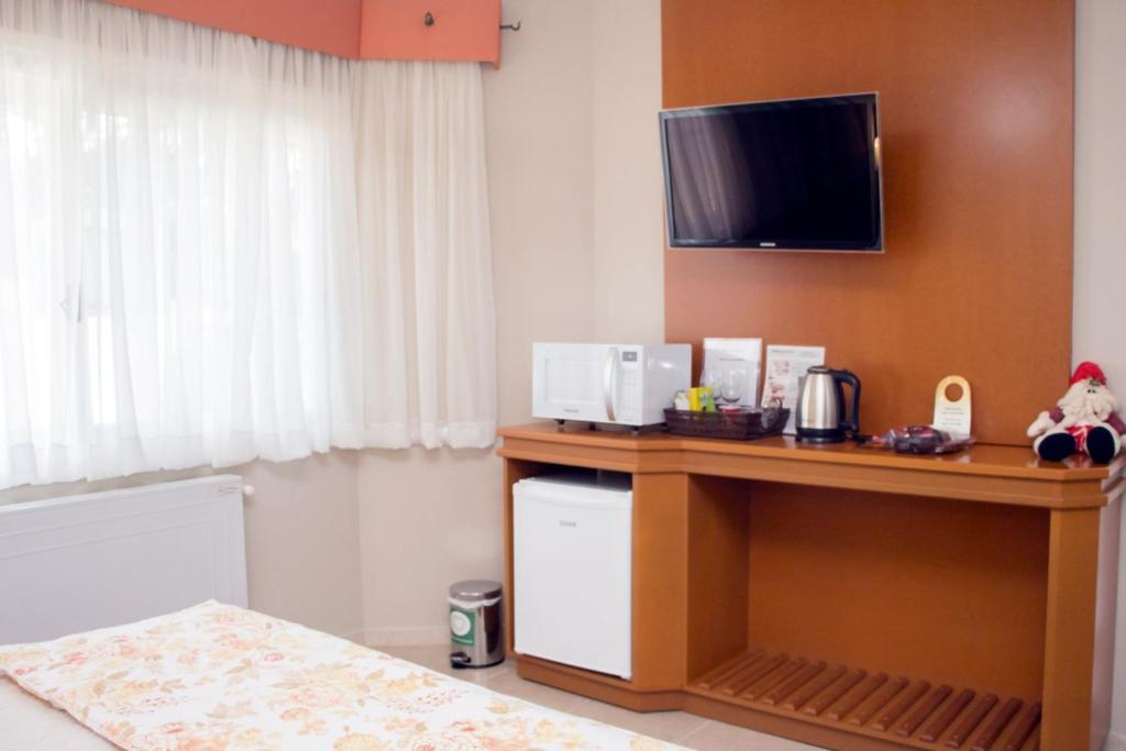  HOTEL POUSADA PINHEIROS DO CARACOL