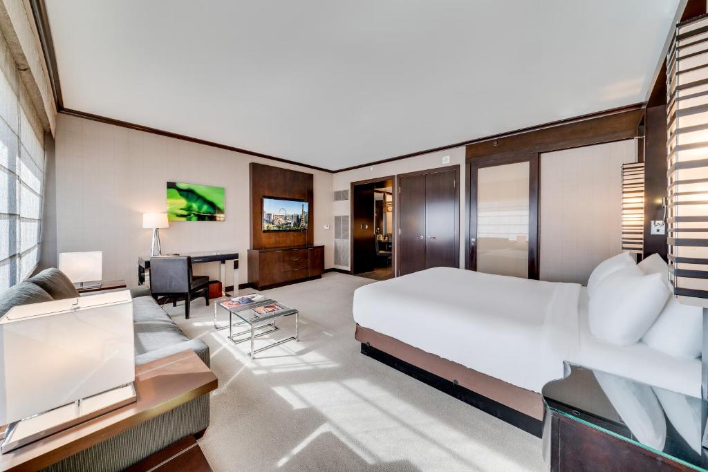 Postel nebo postele na pokoji v ubytování Jet Luxury at The Vdara