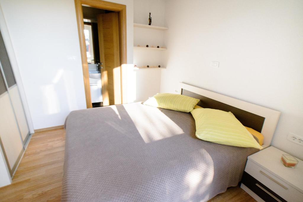 Lara Apartments - 17