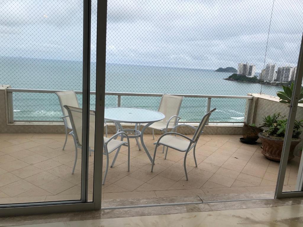 Cobertura maravilhosa frente ao mar Pitangueiras